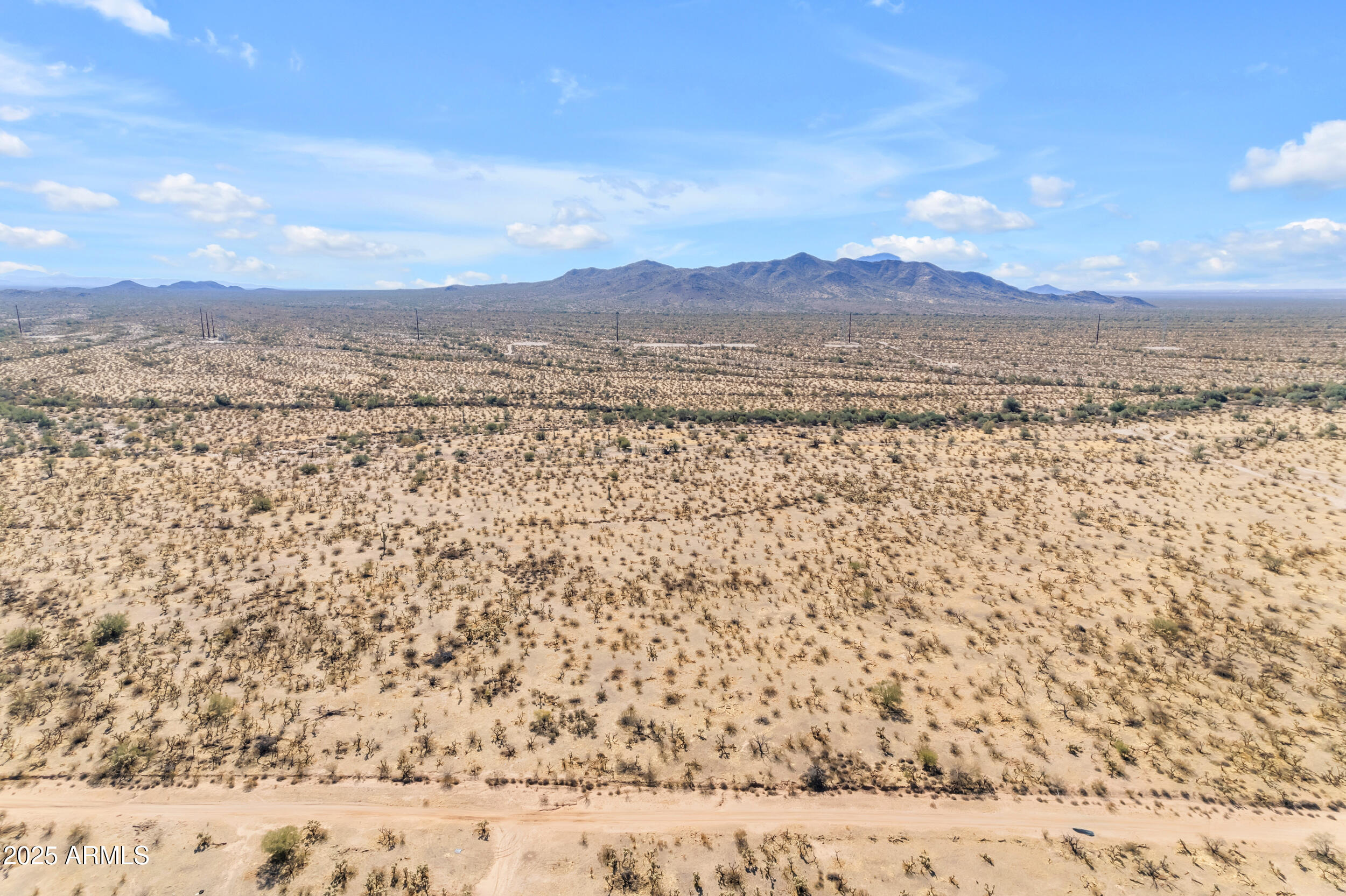 19507 East Undetermined Road Florence, AZ 85132 - Photo 2 of 21 001_a4m_os