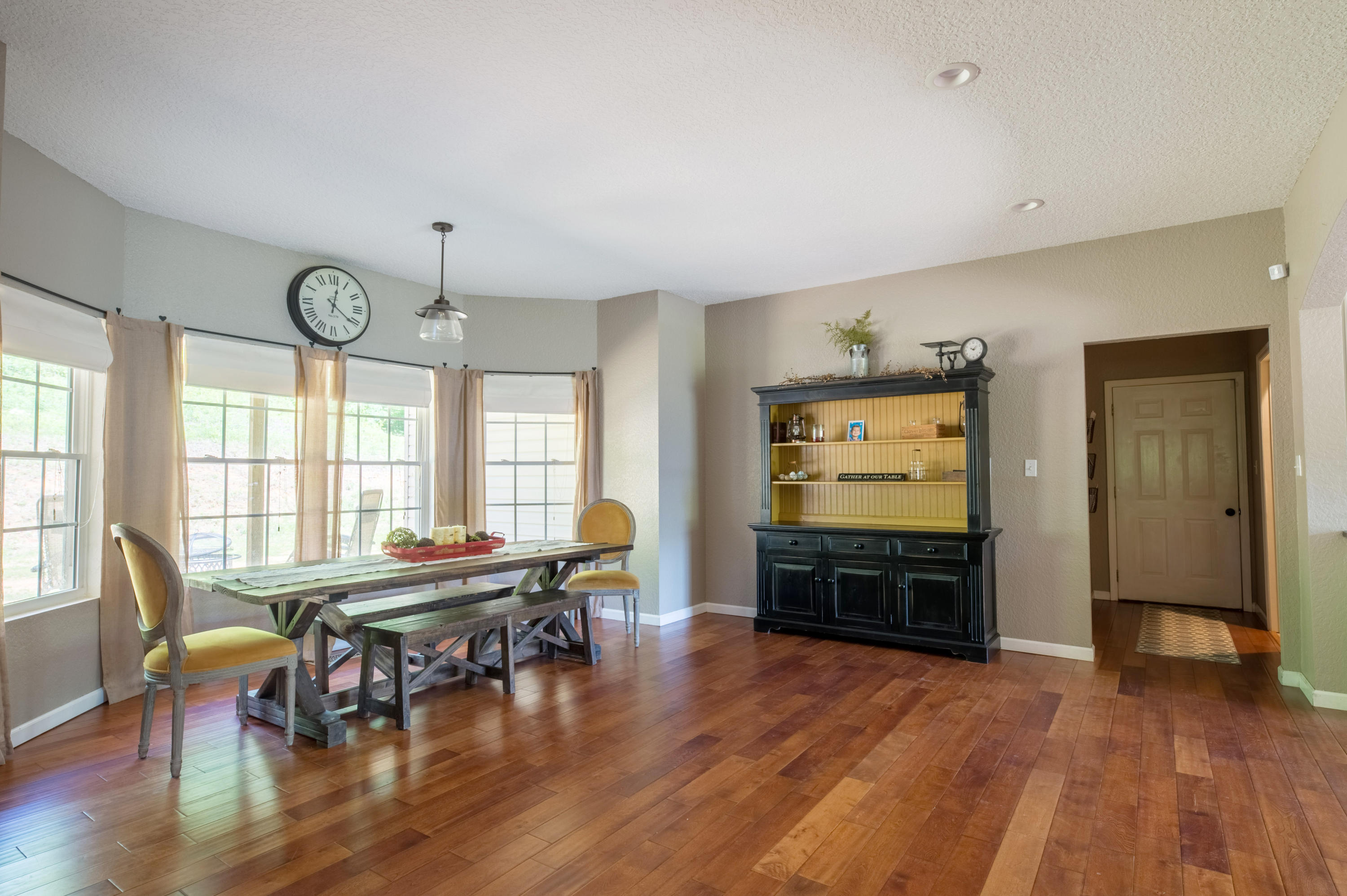 1809 Dutch Valley Road Clinton, TN 37716 - Photo 13 of 37 190504-105