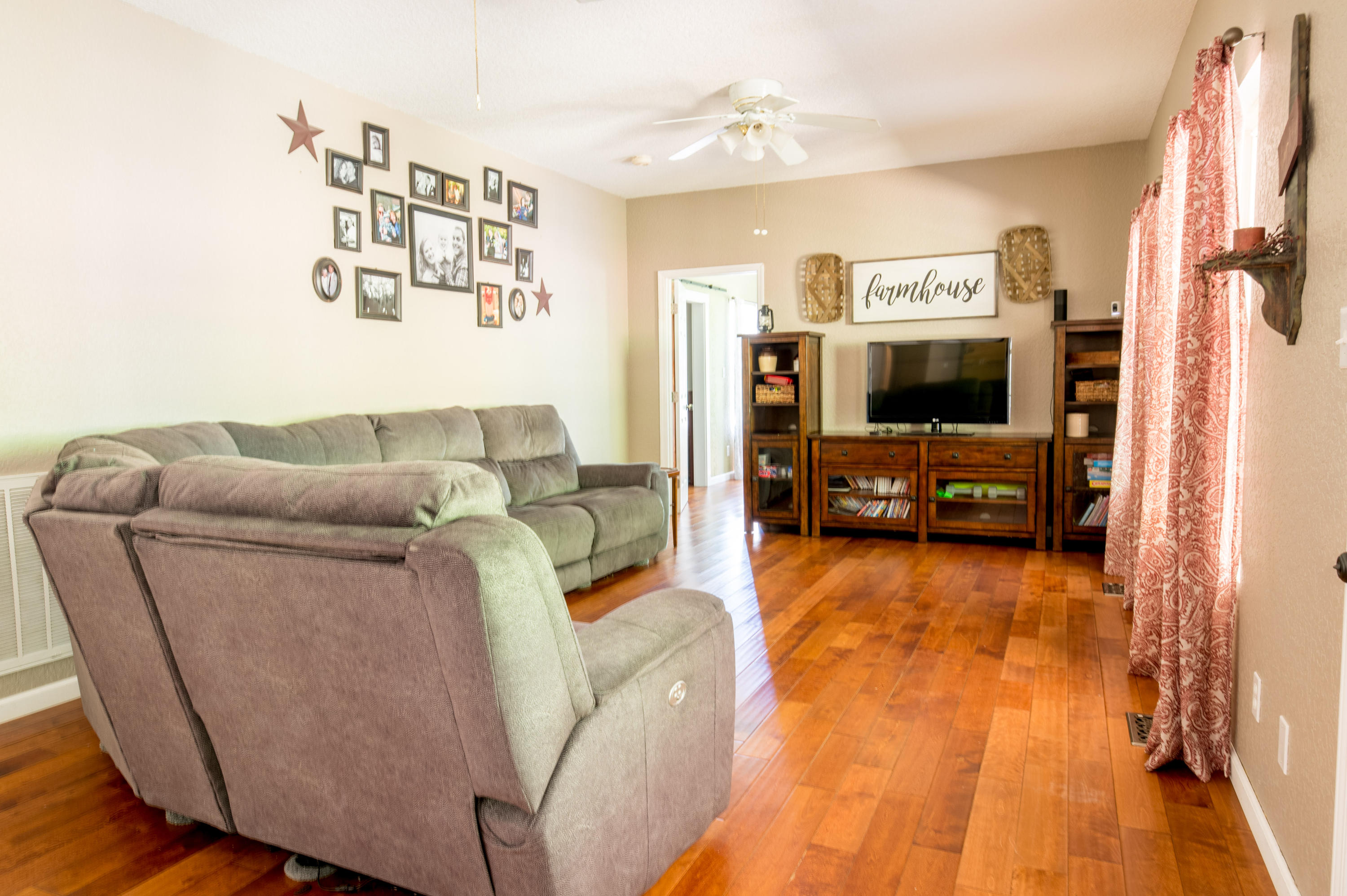 1809 Dutch Valley Road Clinton, TN 37716 - Photo 14 of 37 190504-107