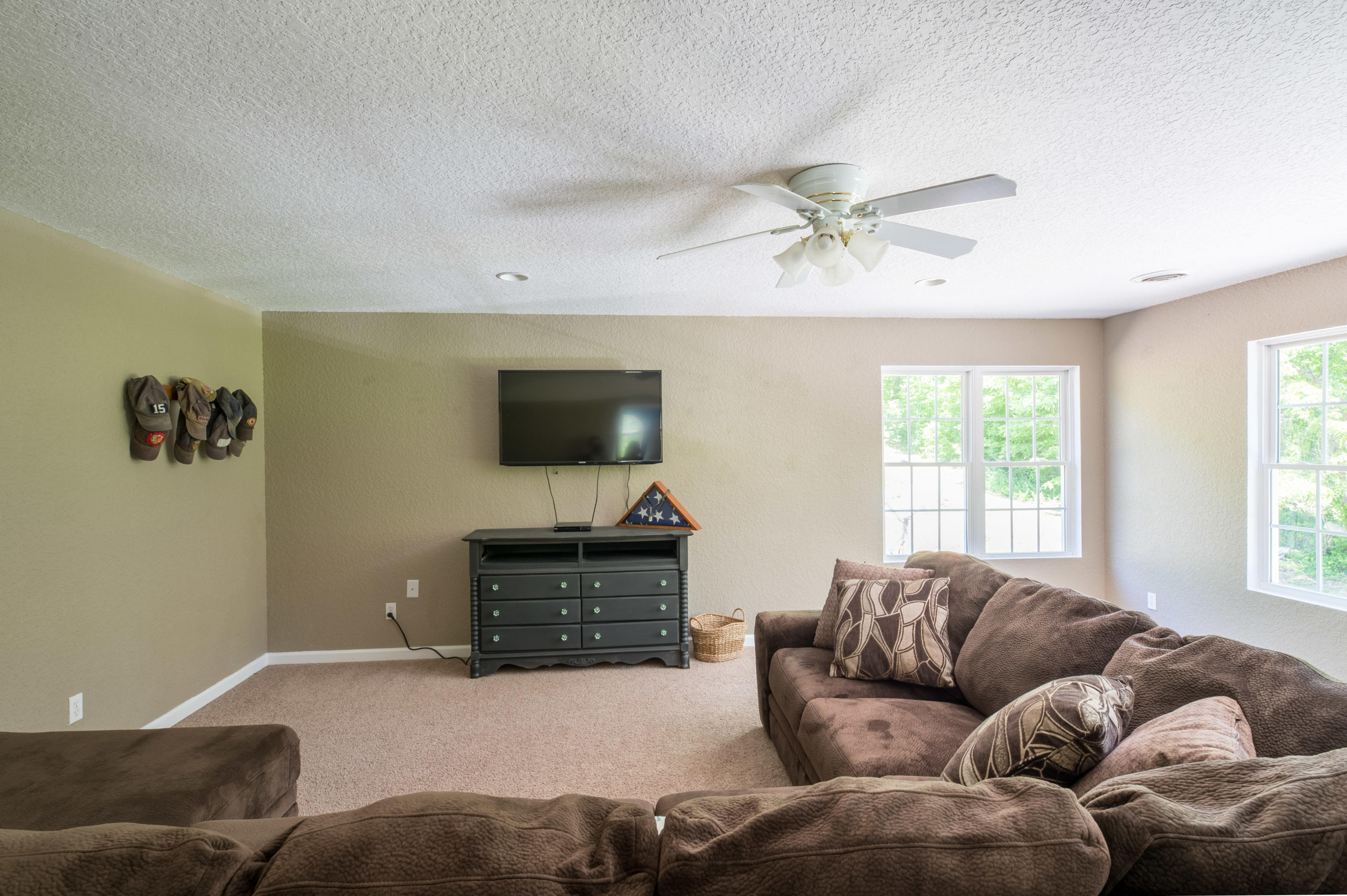 1809 Dutch Valley Road Clinton, TN 37716 - Photo 25 of 37 190504-128