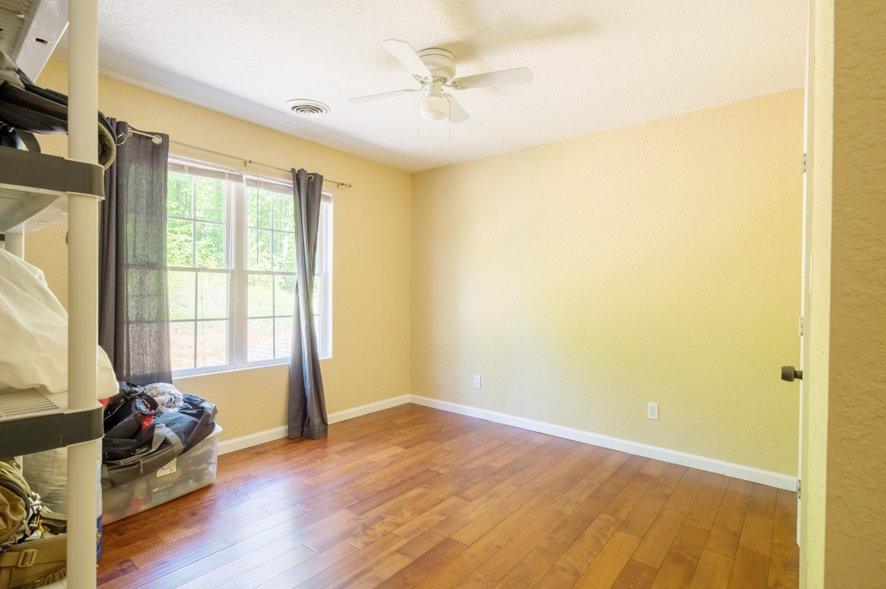 1809 Dutch Valley Road Clinton, TN 37716 - Photo 29 of 37 190504-134
