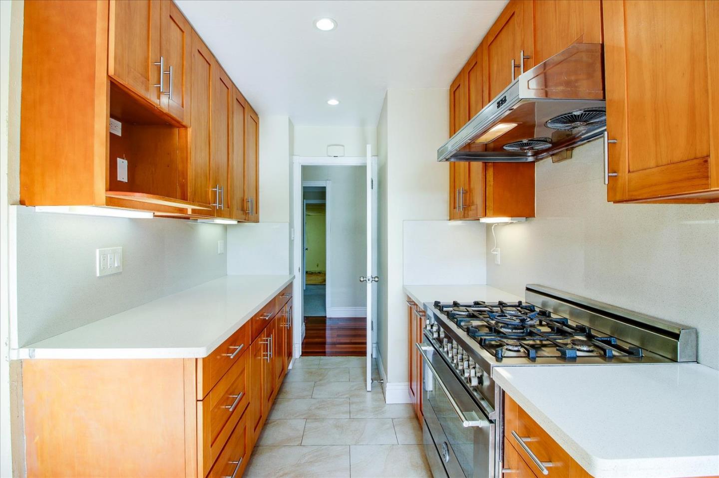 6950 Bollinger Road San Jose, CA 95129 - Photo 12 of 35 Gallery Image 12