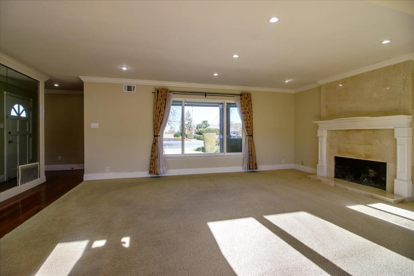 6950 Bollinger Road San Jose, CA 95129 - Photo 7 of 35 Gallery Image 7