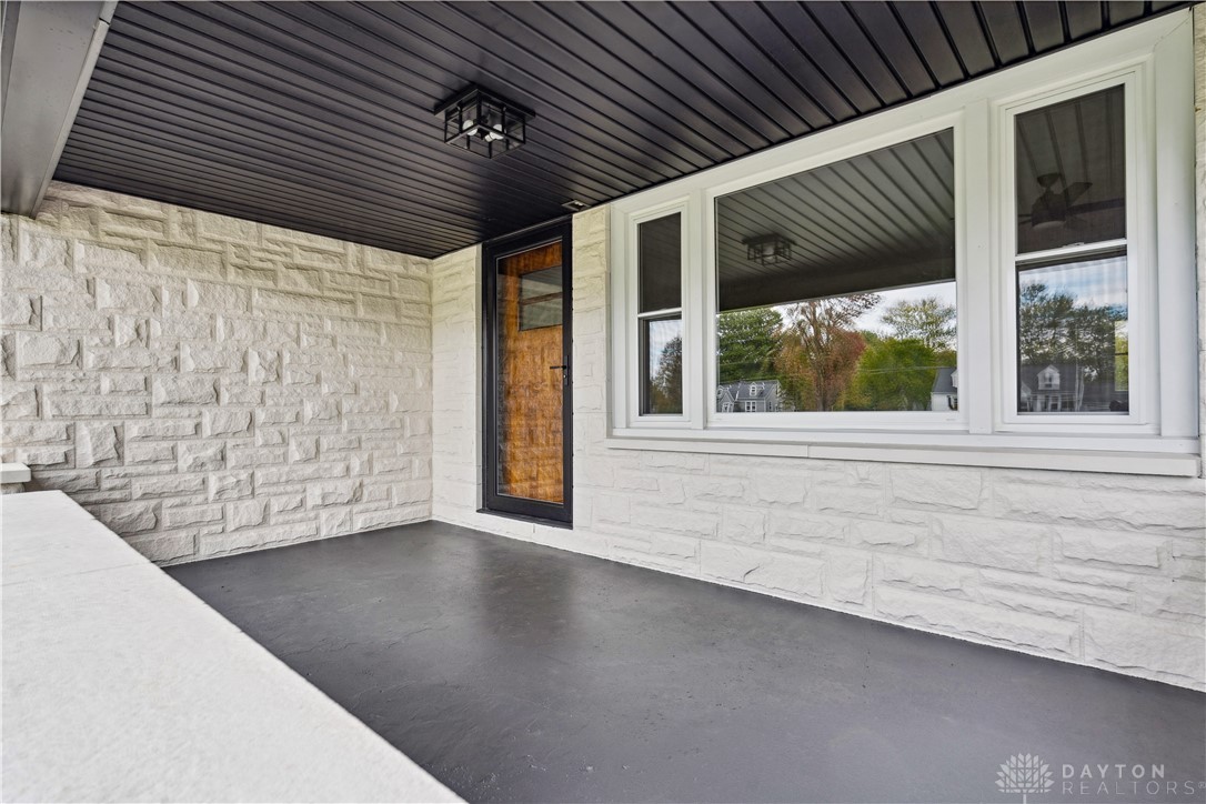 7015 Peters Road Tipp City, OH 45371 - Photo 5 of 29 Gallery Image 5