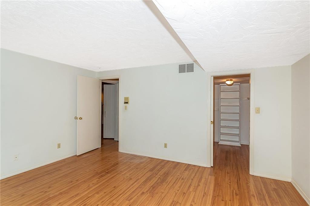 8425 Quail Hollow Road, Unit 5 Indianapolis, IN 46260 - Photo 21 of 35