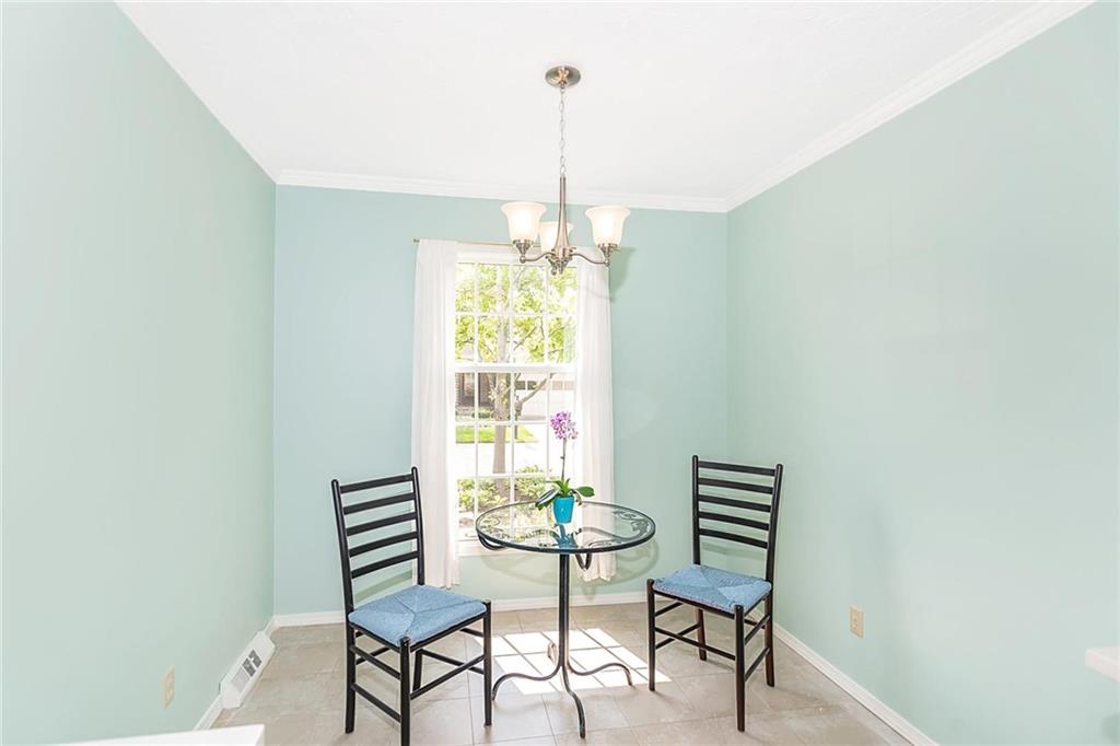 8425 Quail Hollow Road, Unit 5 Indianapolis, IN 46260 - Photo 8 of 35