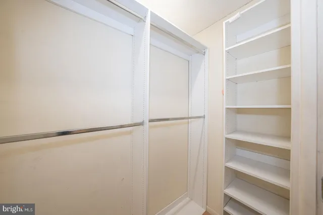 $274,900 | 1001 City Avenue, Unit EE1026, Wynnewood, PA 19096