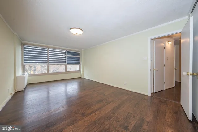 $274,900 | 1001 City Avenue, Unit EE1026, Wynnewood, PA 19096