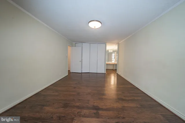 $274,900 | 1001 City Avenue, Unit EE1026, Wynnewood, PA 19096