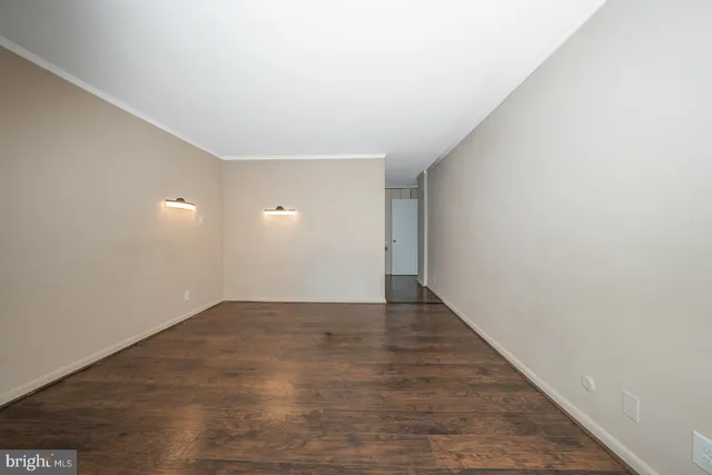 $274,900 | 1001 City Avenue, Unit EE1026, Wynnewood, PA 19096