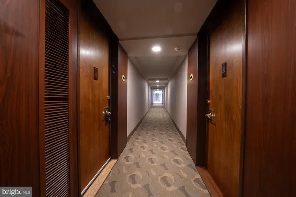 $219,900 | 1001 City Avenue, Unit EE1026, Wynnewood, PA 19096