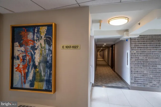 $274,900 | 1001 City Avenue, Unit EE1026, Wynnewood, PA 19096