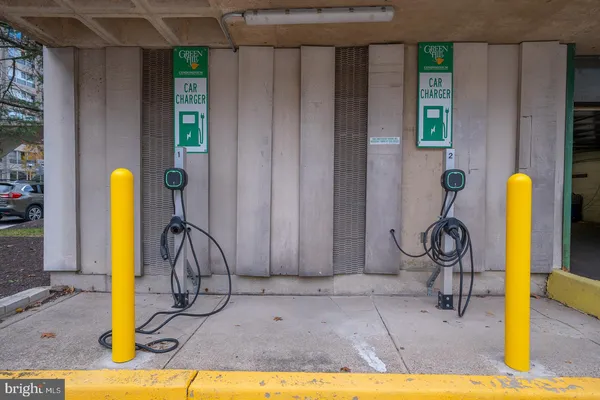 $219,900 | 1001 City Avenue, Unit EE1026, Wynnewood, PA 19096