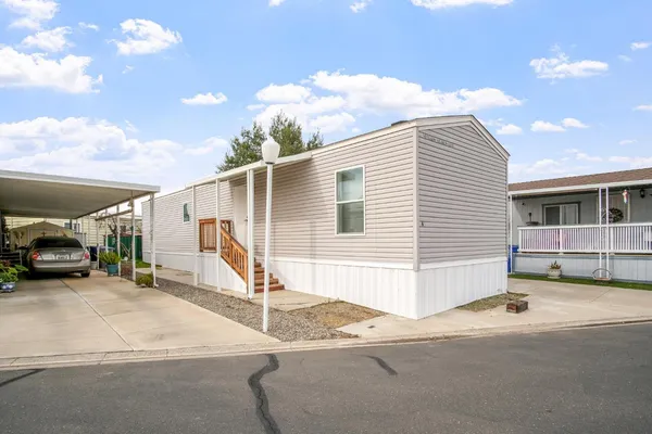 $74,999 | 1400 Meredith Avenue, Unit 81, Gustine, CA 95322