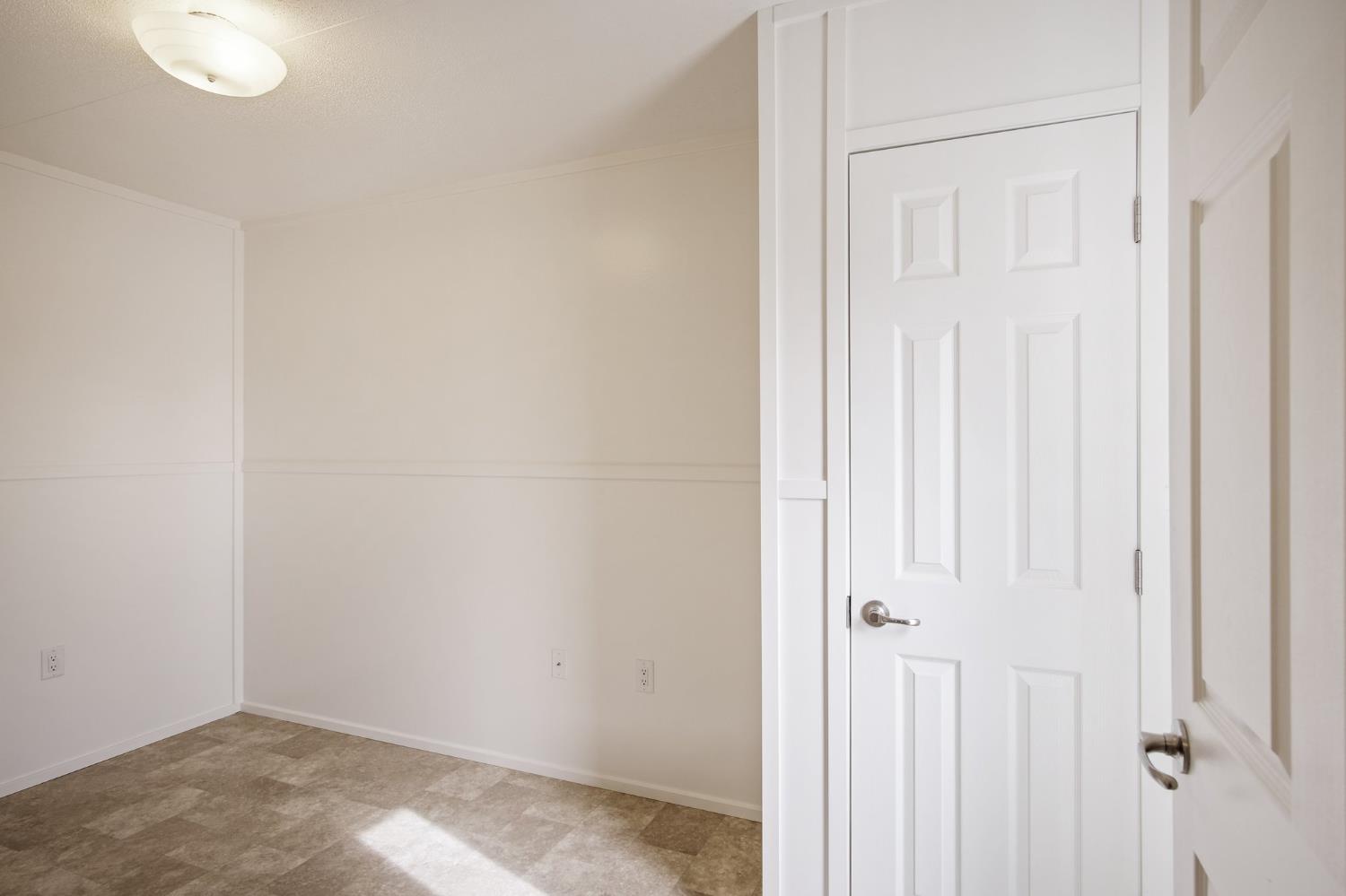 1400 Meredith Avenue, Unit 81 Gustine, CA 95322 - Photo 26 of 29 a view of a small space