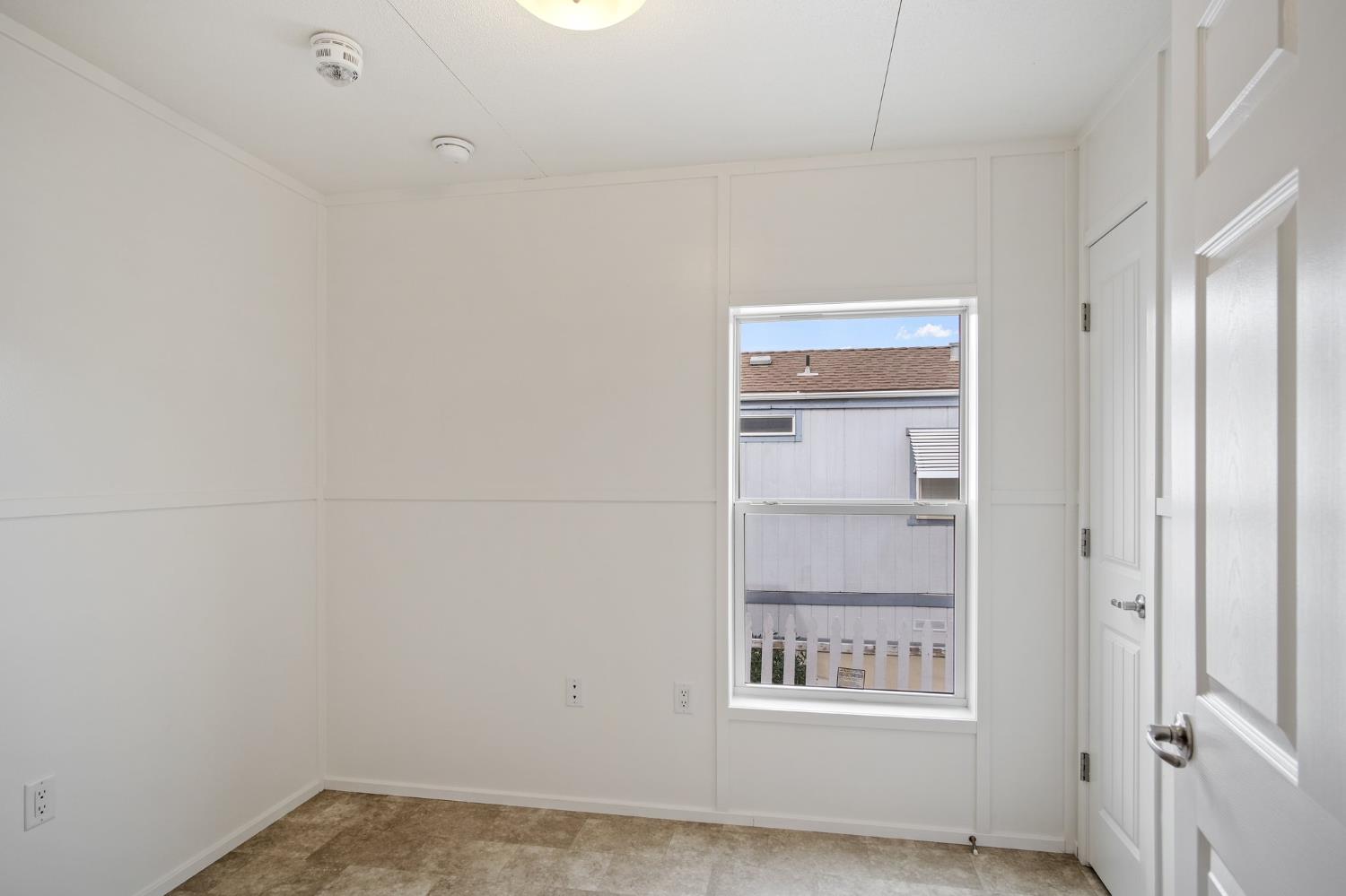 1400 Meredith Avenue, Unit 81 Gustine, CA 95322 - Photo 29 of 29 a view of an empty room