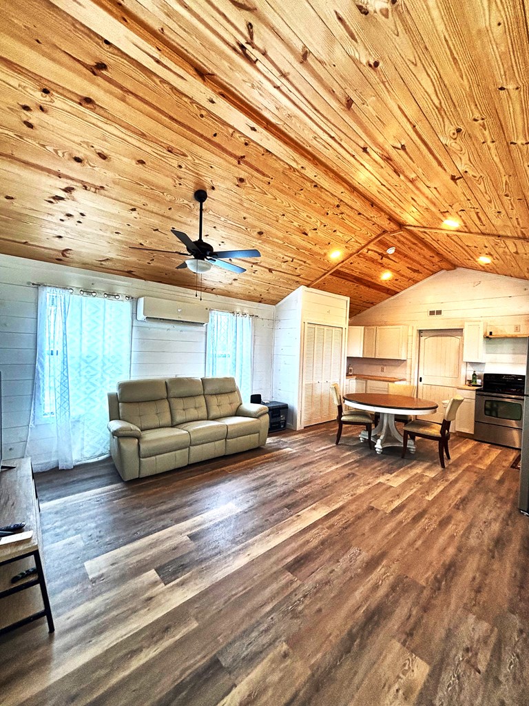 1008 B And R Road Utopia, TX 78884 - Photo 5 of 28