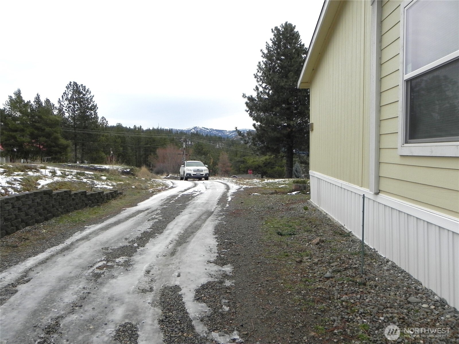 230 Silver Street Republic, WA 99166 - Photo 24 of 25 a view of a backyard of the house