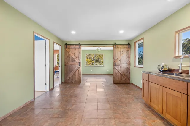 $1,200,000 | 46-4053 Kahana Drive, Honokaa, HI 96727