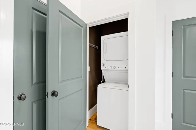 $2,300 | 7 B Market, Unit 2, Beaufort, SC 29906