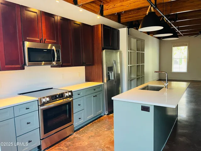 $2,300 | 7 B Market, Unit 2, Beaufort, SC 29906