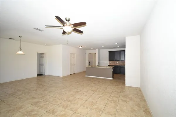 $2,750 | 201 Plantation Drive, Waxahachie, TX 75165