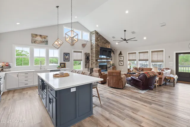 $650,000 | 9406 Amberjack, Abbeville, LA 70510