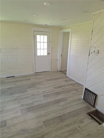 $1,100 | 40 Oak Street, Unit 3, Deposit, NY 13754