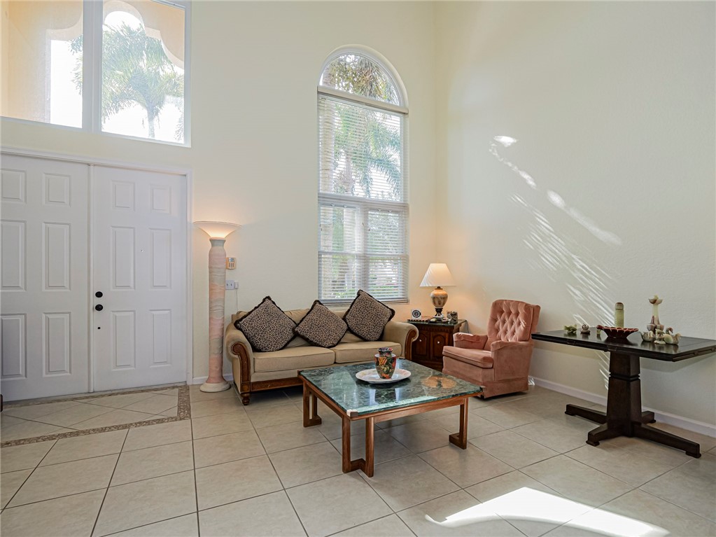 6258 Arlington Way Fort Pierce, FL 34951 - Photo 5 of 36 a living room with furniture
