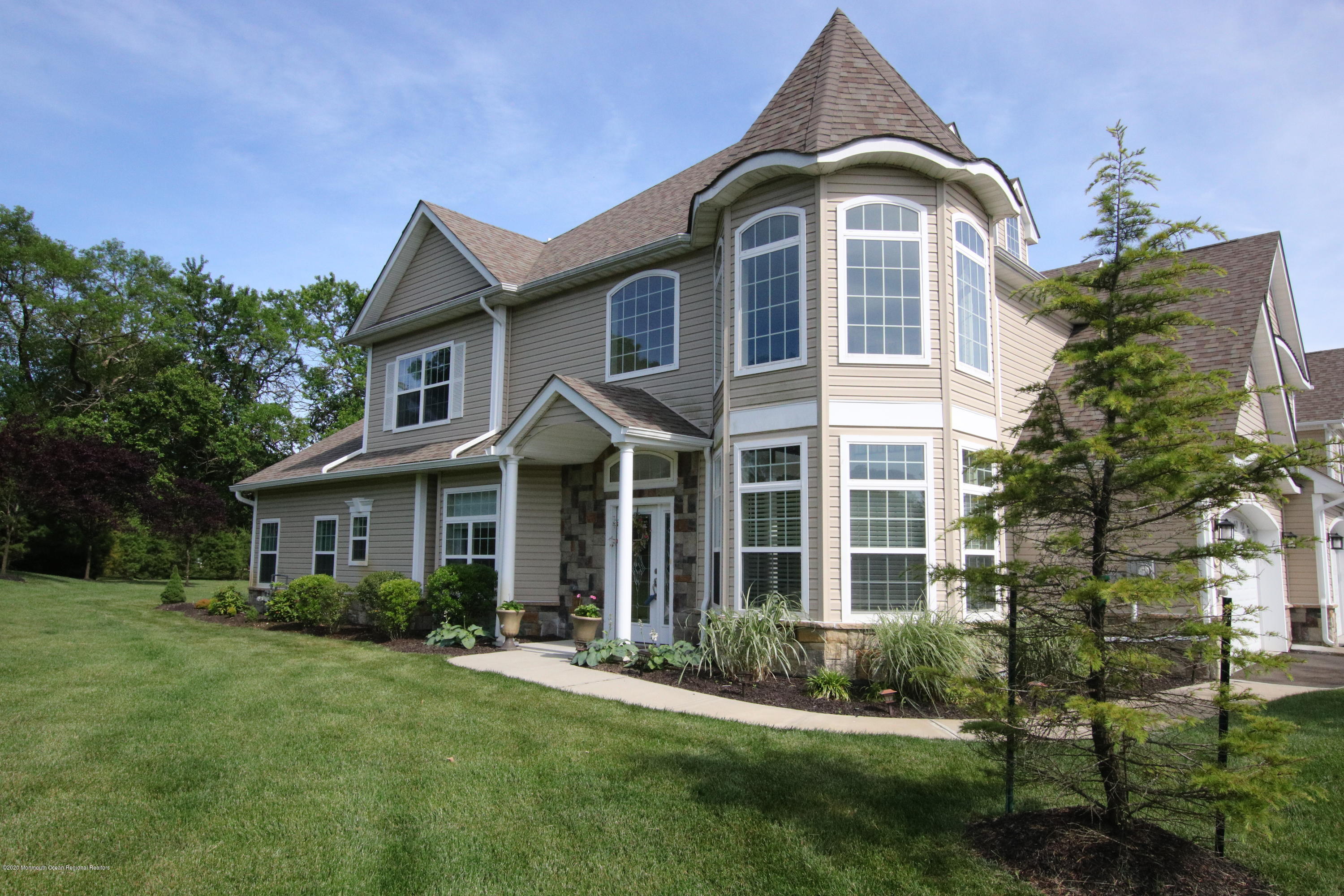 12 Abbey Road Tinton Falls, NJ 07753 - Photo 2 of 24 Exterior - View 2