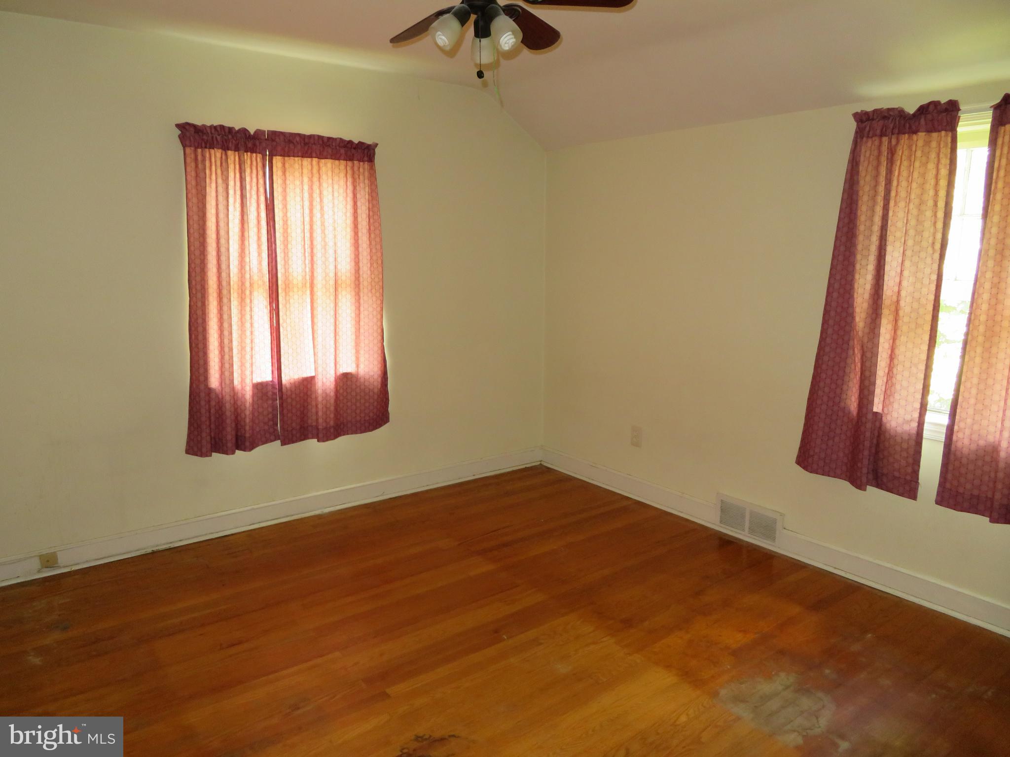 7611 Ivinetta Road Cheltenham, PA 19012 - Photo 11 of 17 Bedroom 2