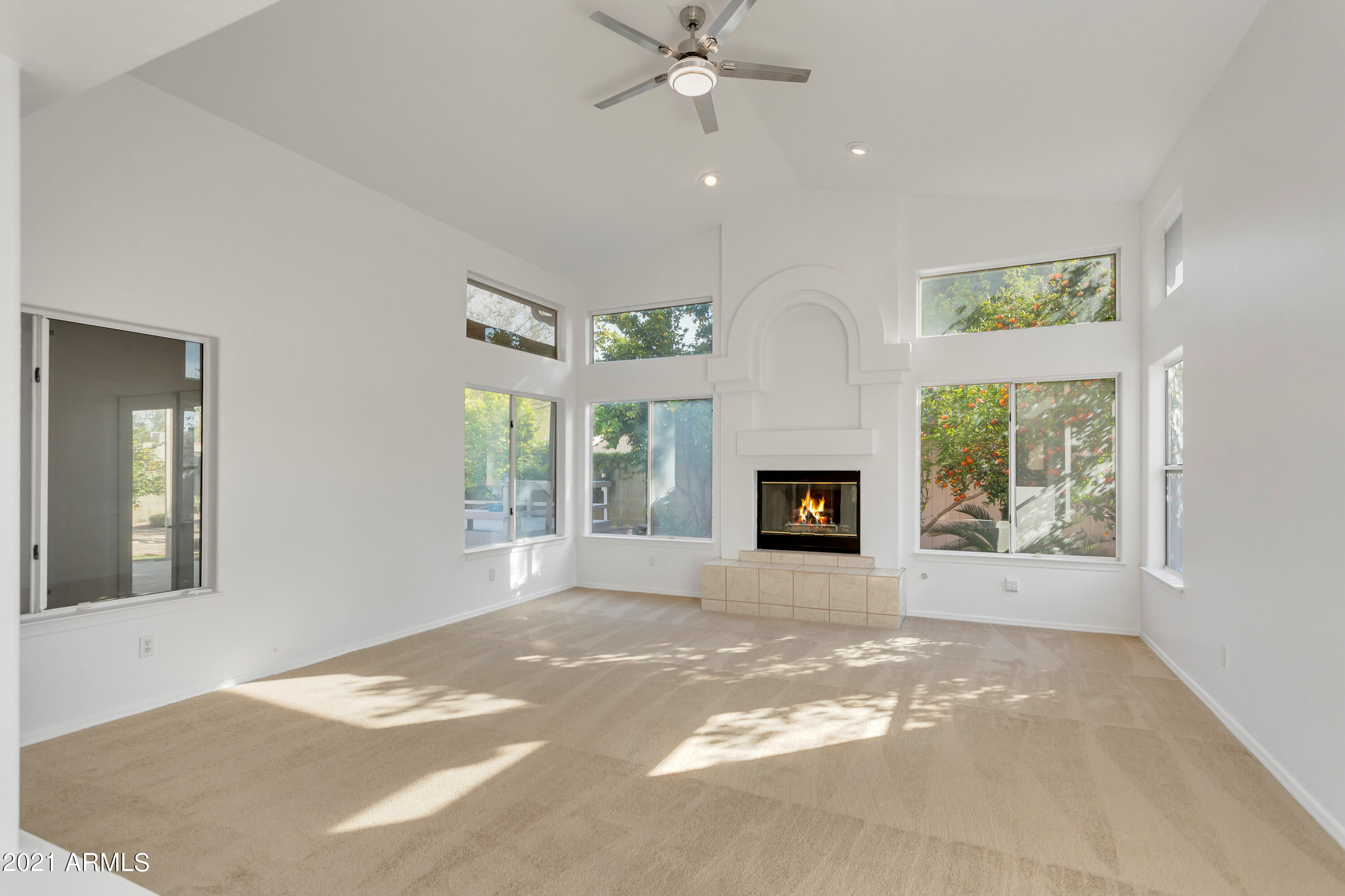 4617 East Hearn Road Phoenix, AZ 85032 - Photo 14 of 36 FAMILY ROOM