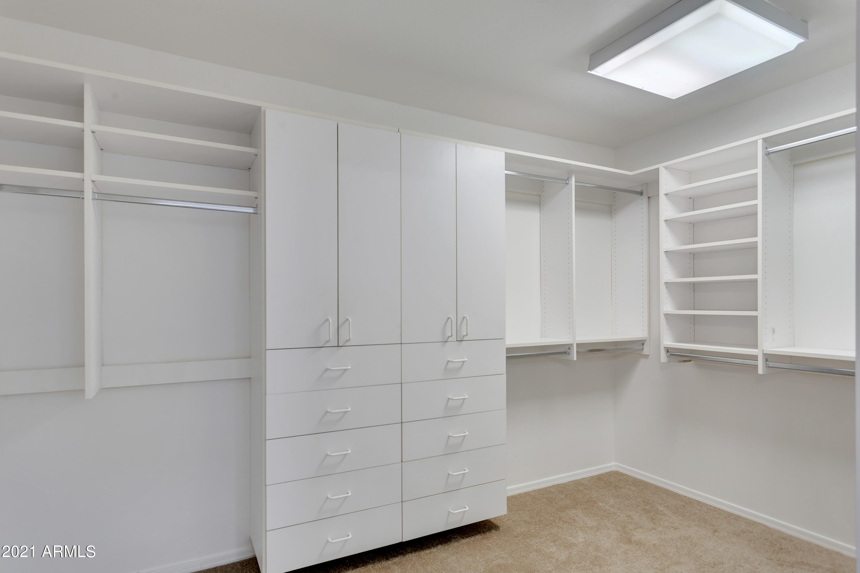 4617 East Hearn Road Phoenix, AZ 85032 - Photo 19 of 36 MASTER WALK-IN