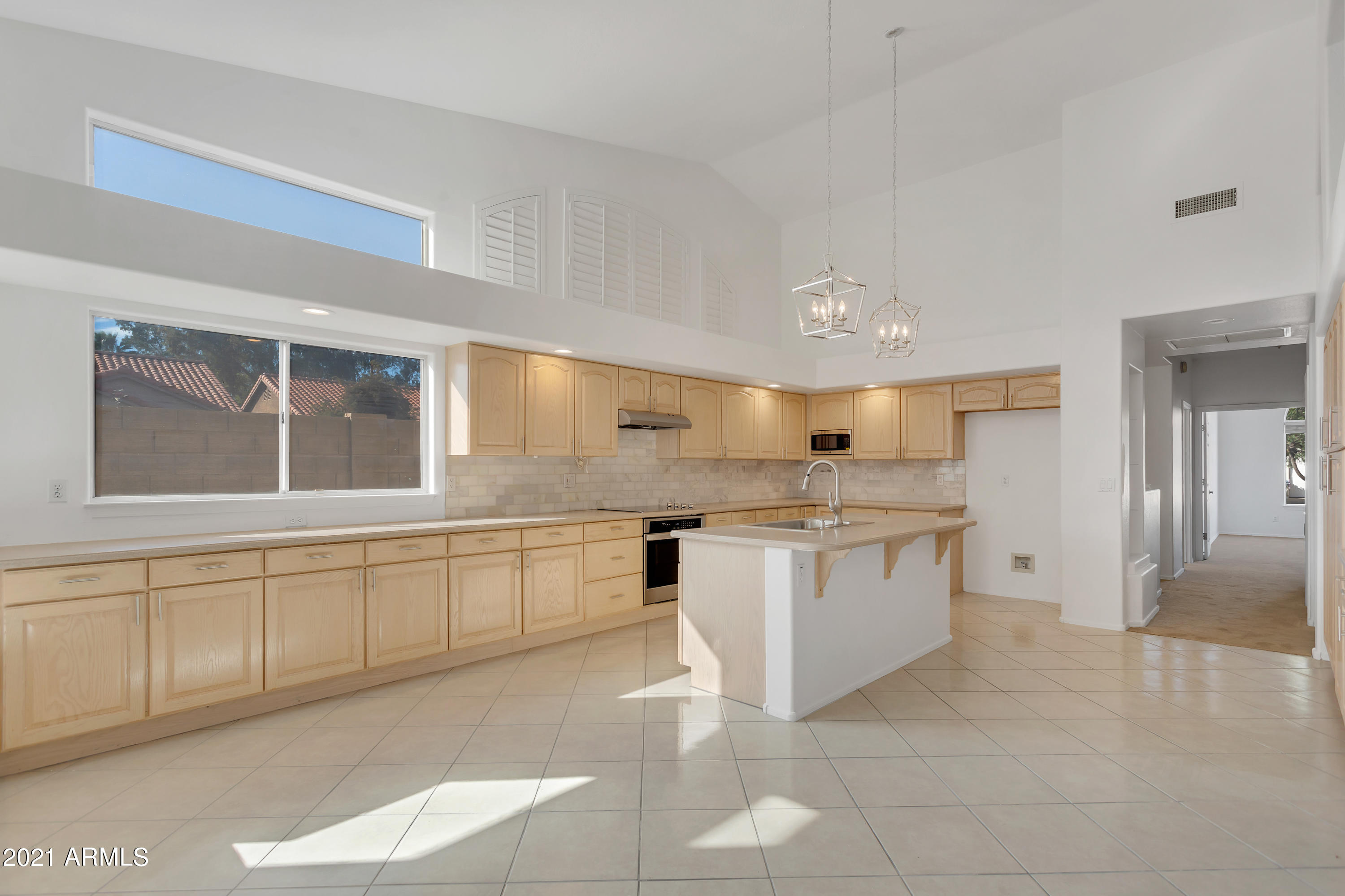 4617 East Hearn Road Phoenix, AZ 85032 - Photo 10 of 36 KITCHEN