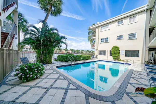 $2,500 | 2600 South Ocean Drive, Unit S314, Hollywood, FL 33019