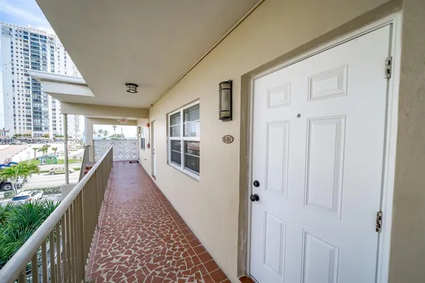 $2,500 | 2600 South Ocean Drive, Unit S314, Hollywood, FL 33019