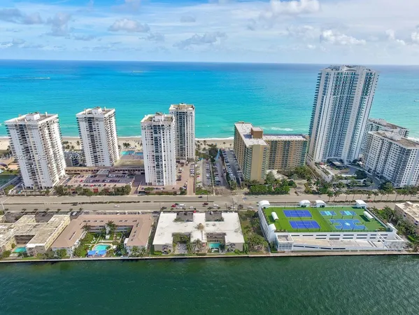 $2,500 | 2600 South Ocean Drive, Unit S314, Hollywood, FL 33019