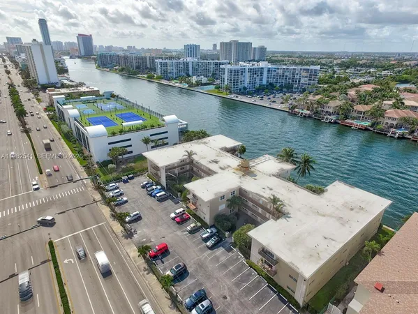 $2,500 | 2600 South Ocean Drive, Unit S314, Hollywood, FL 33019