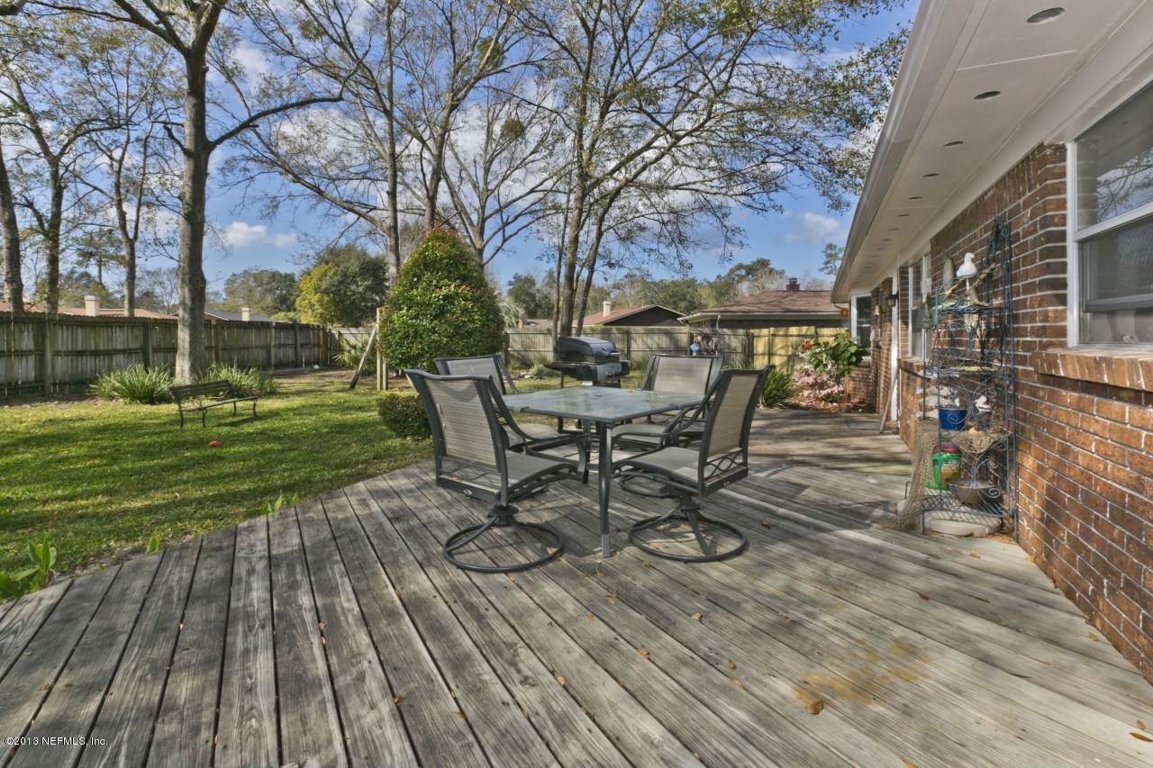 9036 Latimer Road East Jacksonville, FL 32257 - Photo 8 of 24 Deck