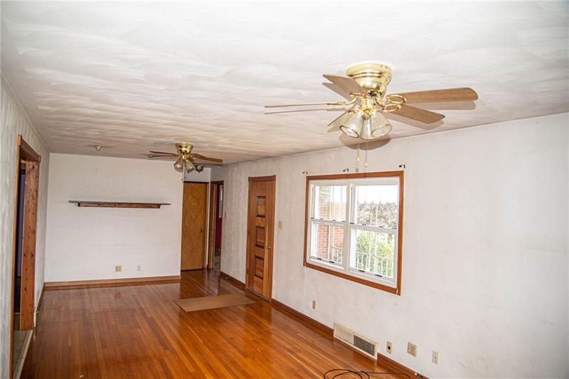 2819 Highway 156 Spring Church, PA 15686 - Photo 4 of 25 Gallery Image 4