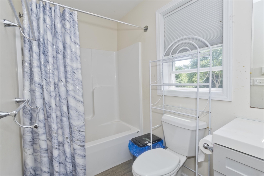 175 Bloomfield Street Springfield, MA 01108 - Photo 15 of 16