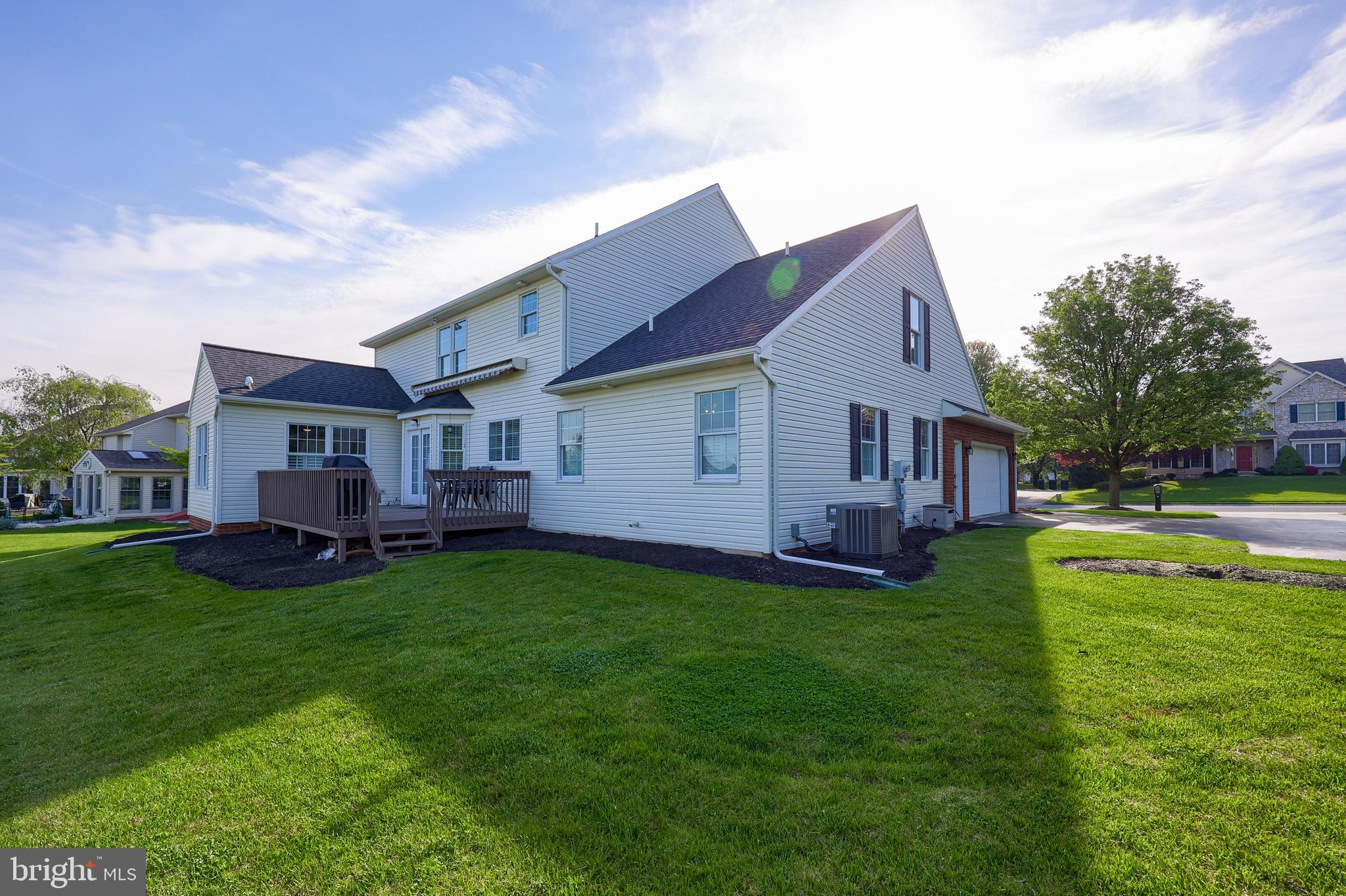 367 Portland Place Lititz, PA 17543 - Photo 8 of 56 Rear with Deck