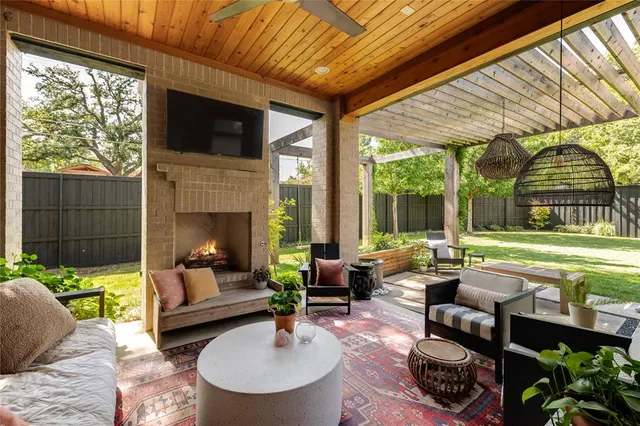 $2,650,000 | 6905 Northridge Drive, Dallas, TX 75214