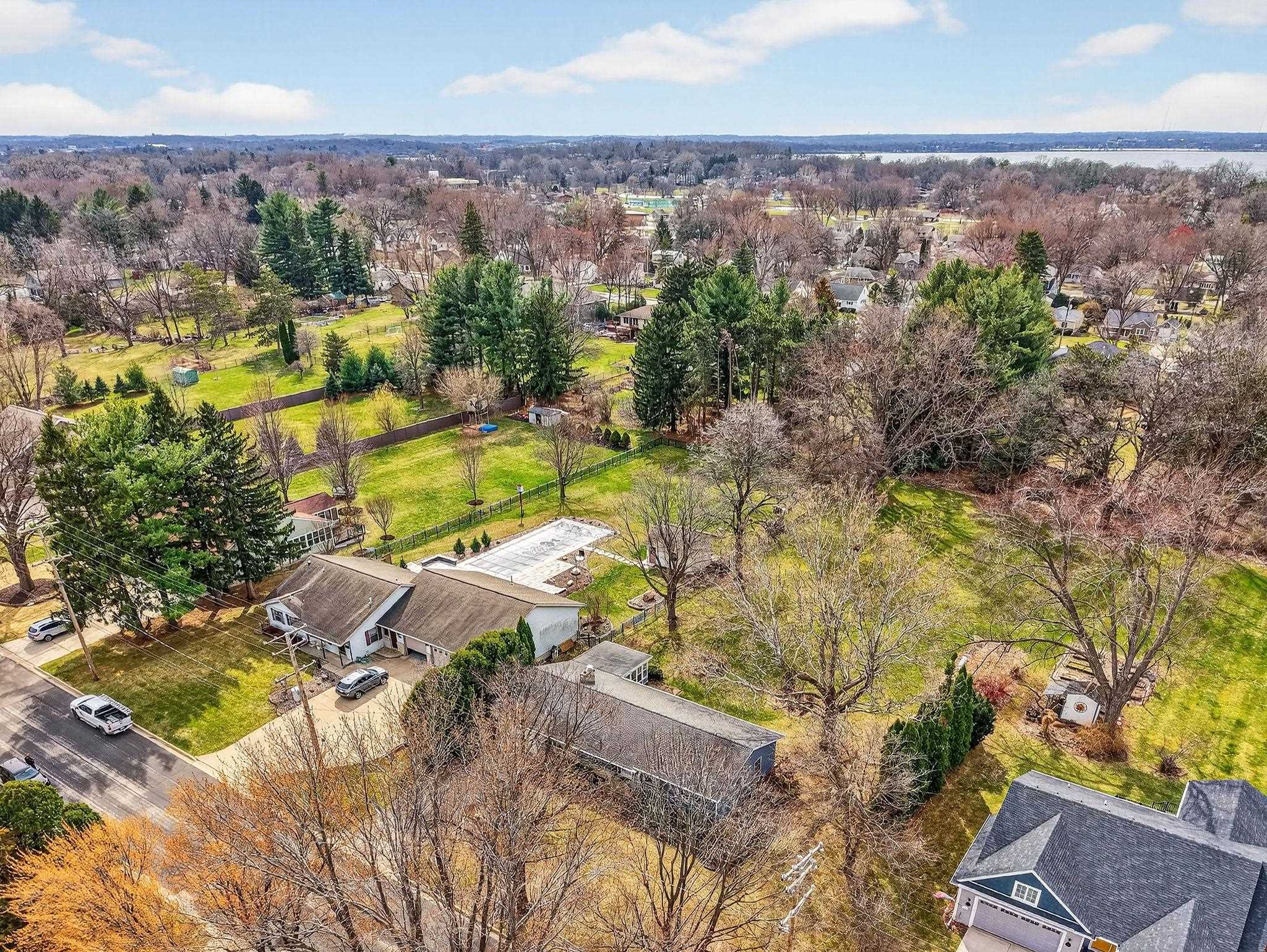 4805 Midmoor Road Monona, WI 53716 - Photo 3 of 58