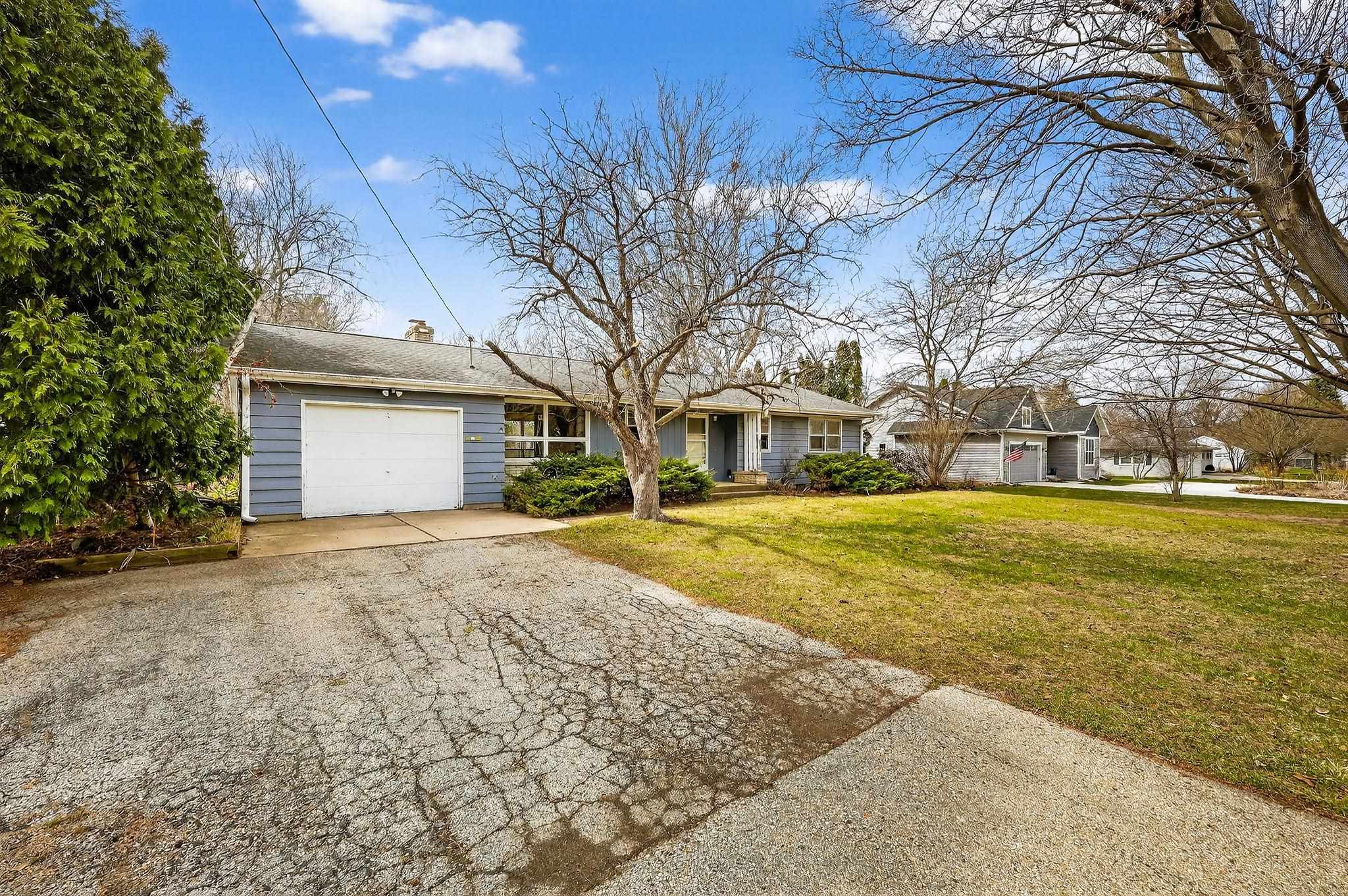 4805 Midmoor Road Monona, WI 53716 - Photo 44 of 58