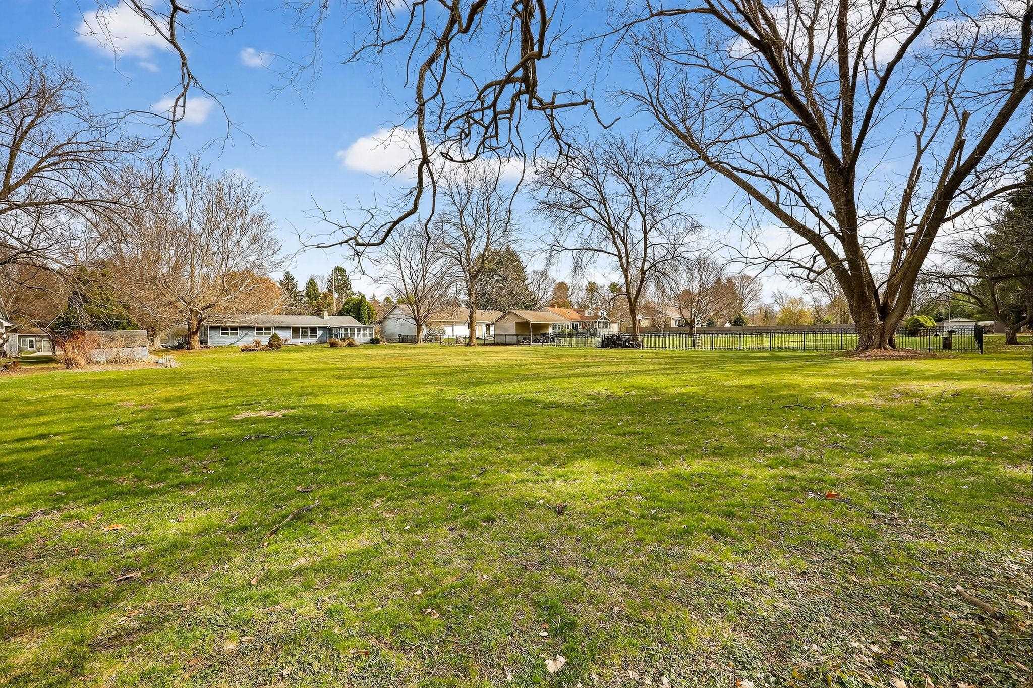 4805 Midmoor Road Monona, WI 53716 - Photo 6 of 58