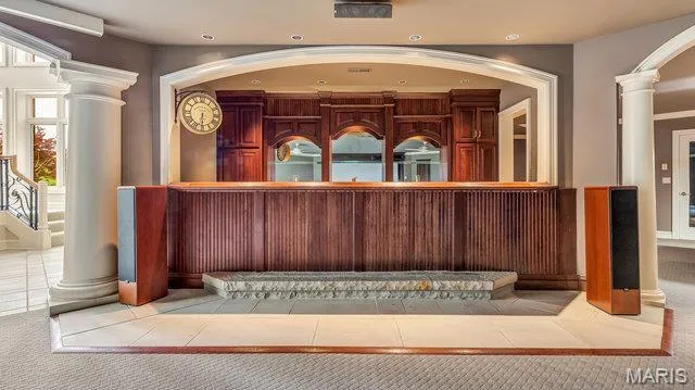 $3,600,000 | 962 Highway West, Foristell, MO 63348