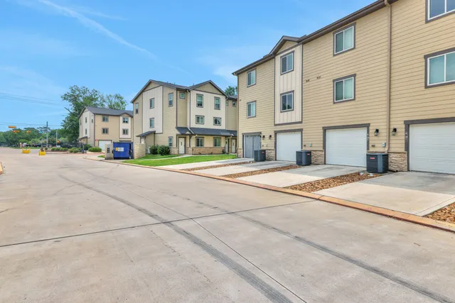 $455,000 | 12603 Telge Road, Unit 30CD, Cypress, TX 77429