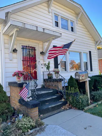 $179,900 | 413 East Congress Street, Sturgis, MI 49091