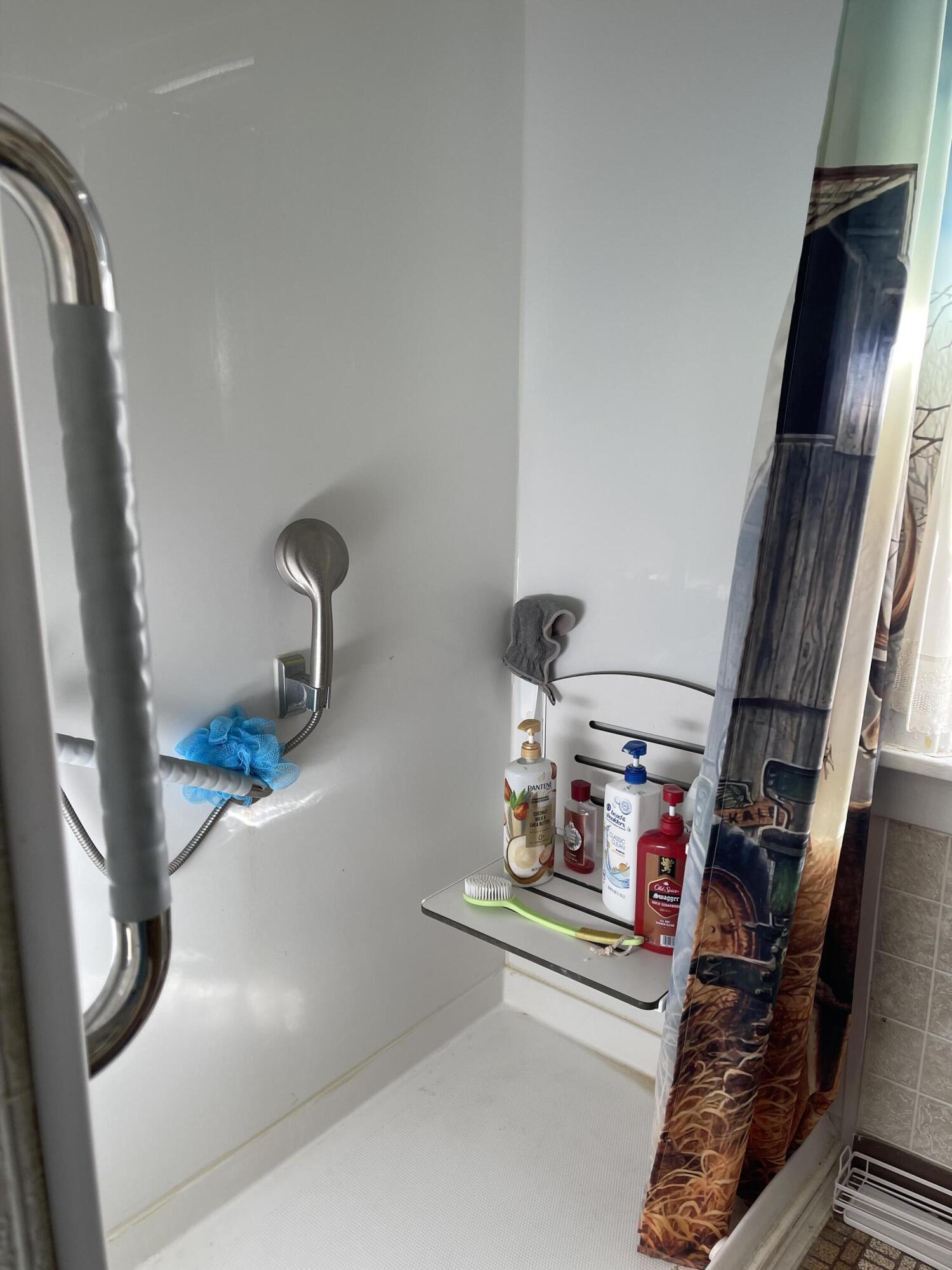 413 East Congress Street Sturgis, MI 49091 - Photo 13 of 29 IMG_0383